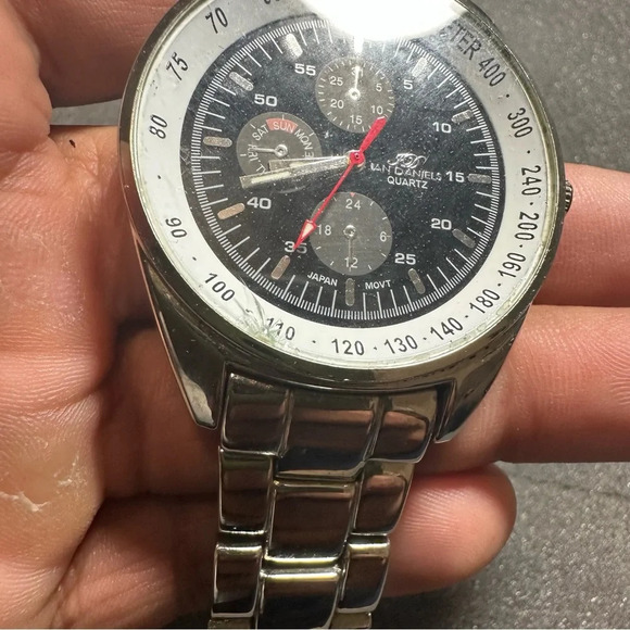 Ian Daniels Mens Quartz Wrist Watch Silver Tone Working Cracked Glass - Picture 8 of 11